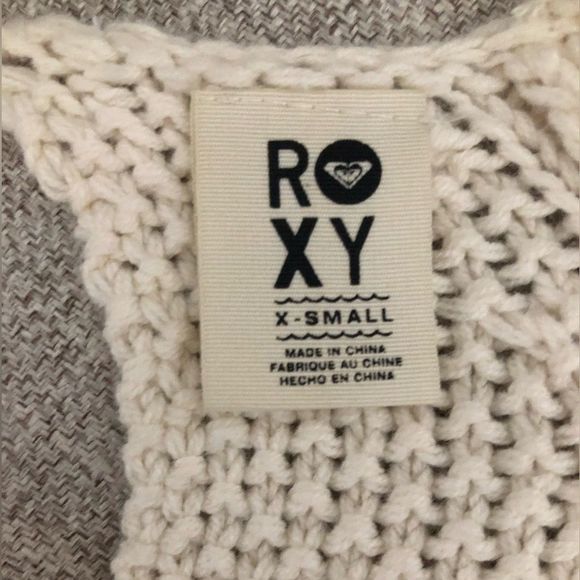ROXY women’s crew and scoop neck - Picture 5 of 6
